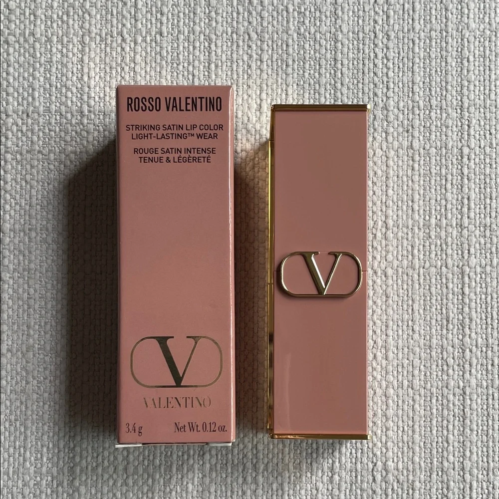 Valentino Rosso Valentino Satin Lip Color — 142A flirty nude